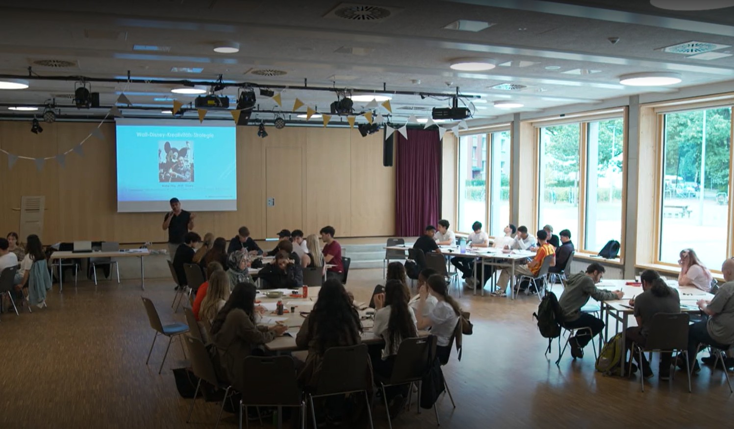 NDR Hamburg Journal - Was tun nach der Schule?